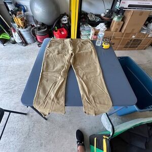 Old Navy khaki pant 38x30